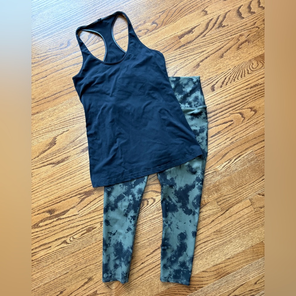 Black Racerback Tank Top & Yoga Pants - Women M